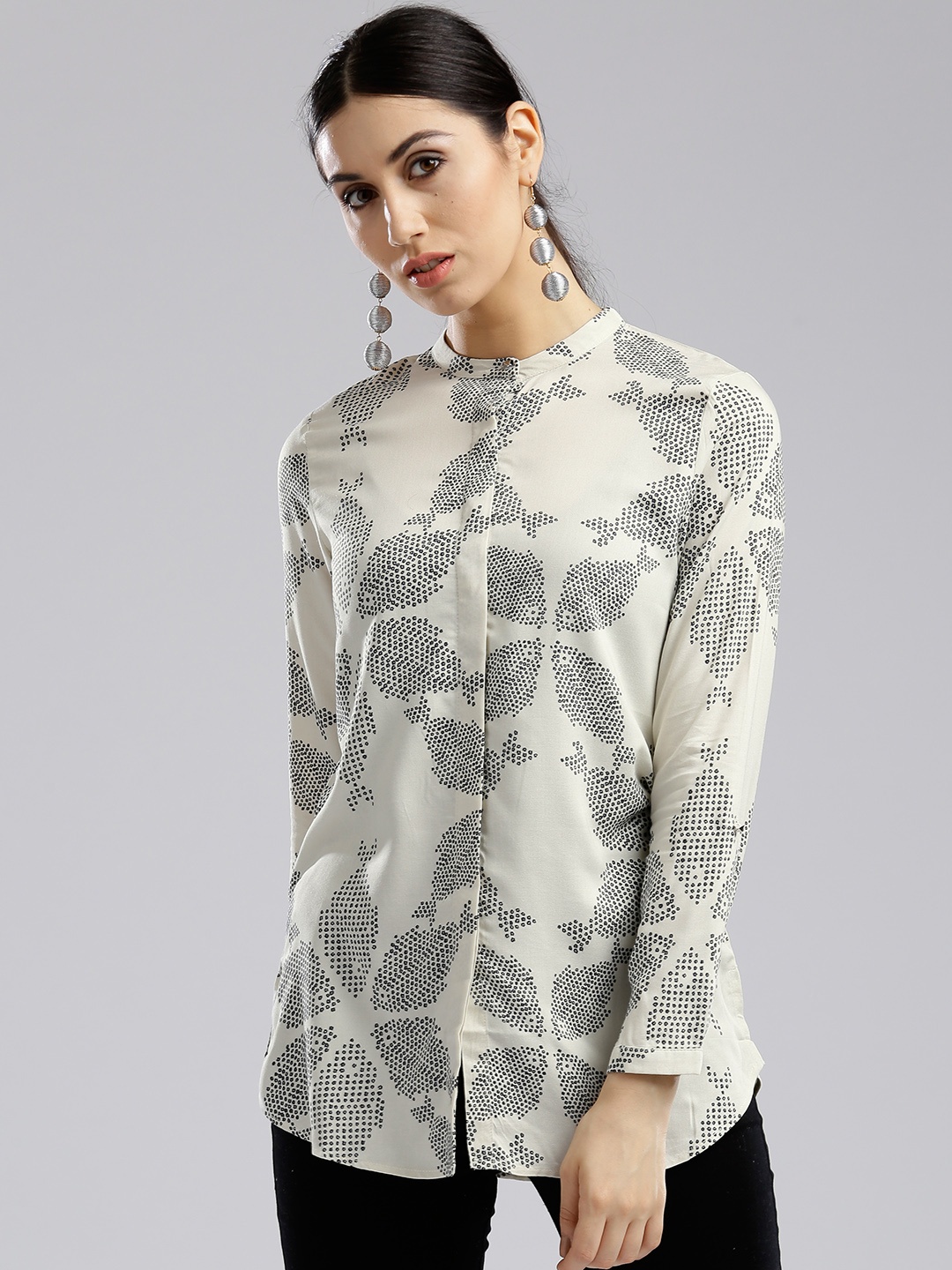 

W Women Off-White & Black Printed Casual Shirt