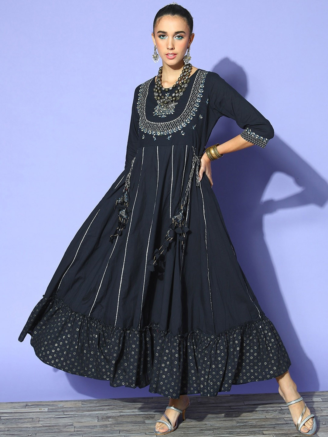

Ishin Navy Blue Floral Yoke Design Round Neck Anarkali Kurta