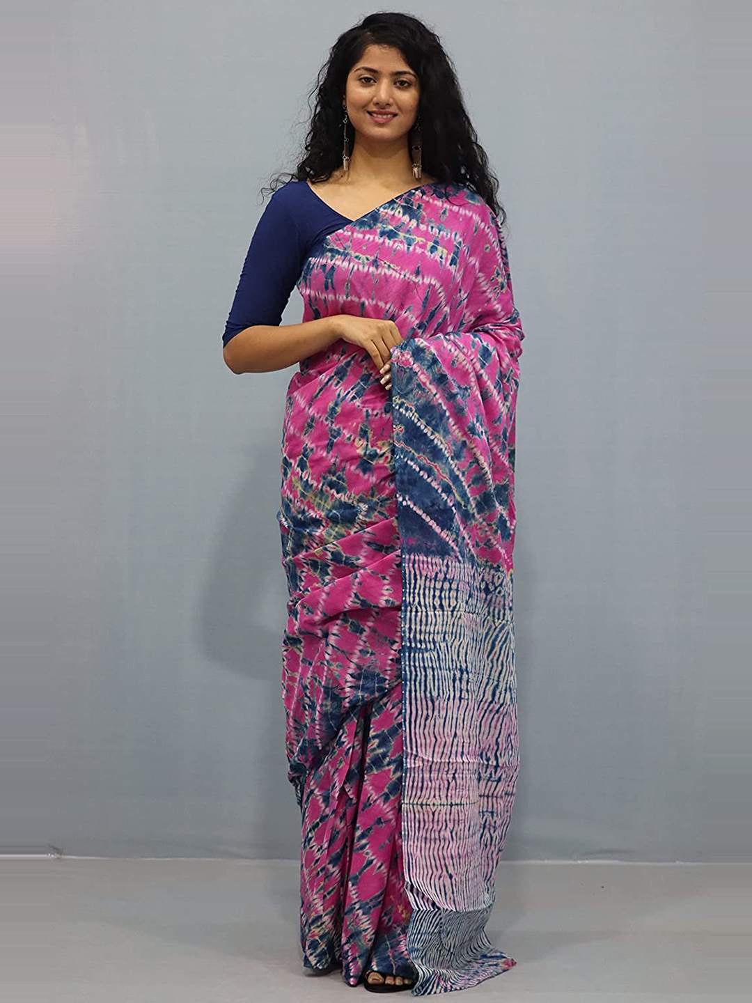 

NIKHILAM Tie and Dye Pure Cotton Block Print Saree, Pink