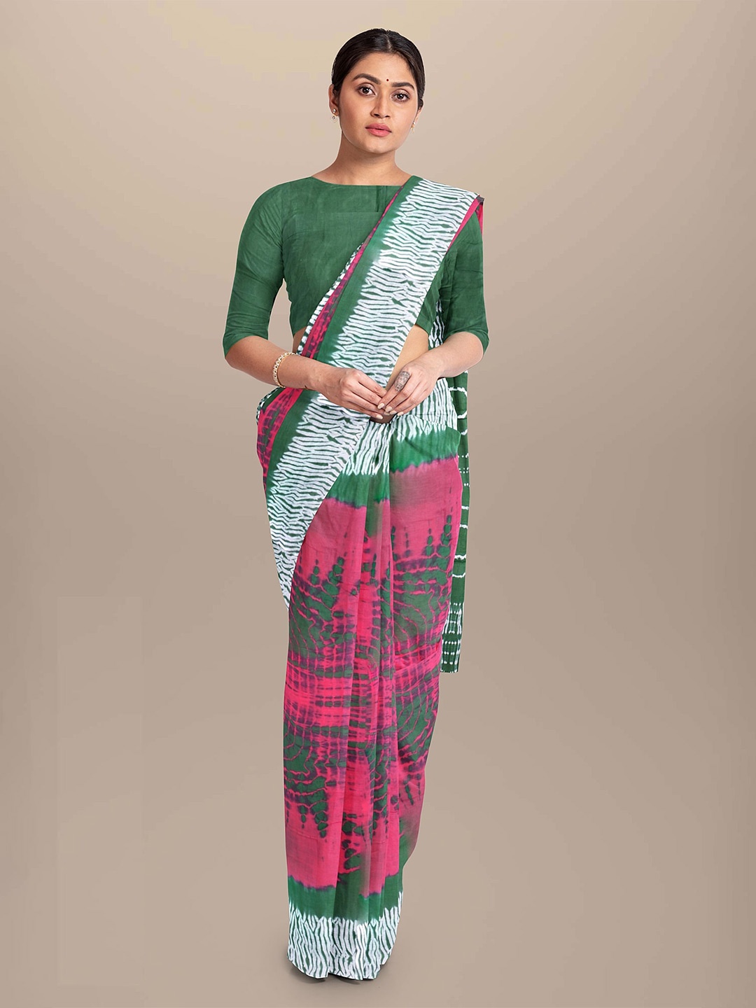 

NIKHILAM Tie and Dye Pure Cotton Bagru Saree, Green