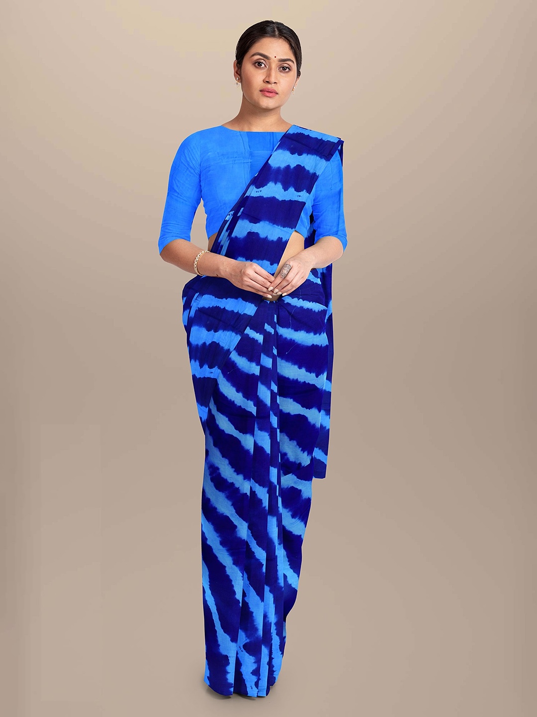 

NIKHILAM Leheriya Printed Mulmul Cotton Saree, Blue