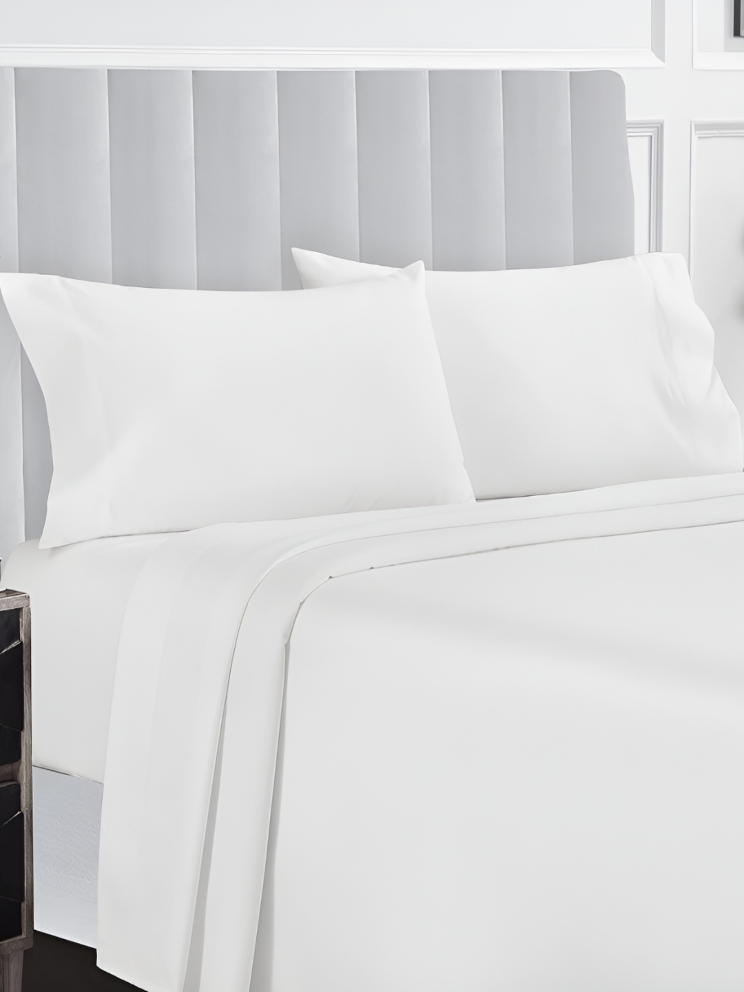 

Adbeni White 400 TC Cotton Satin Queen Bedsheet With 2 Pillow Covers