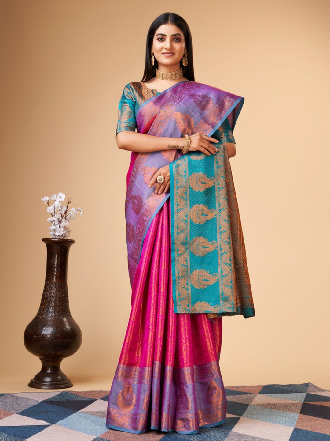 

Fospy Woven Design Zari Pure Silk Banarasi Saree, Pink