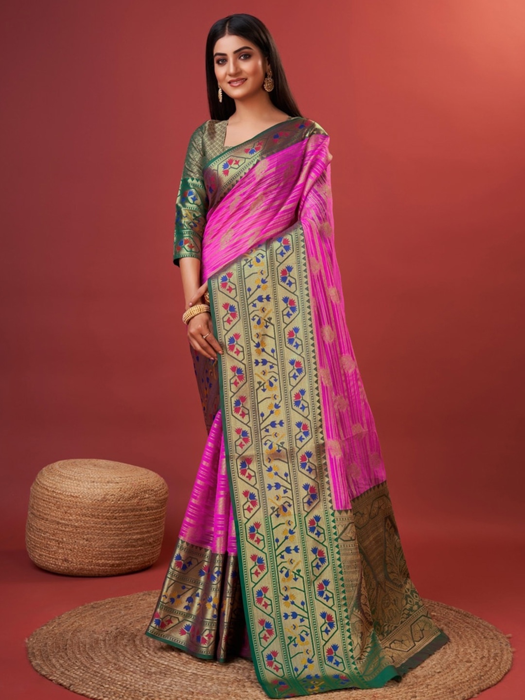

Fospy Ethnic Woven Design Zari Pure Silk Banarasi Saree, Pink