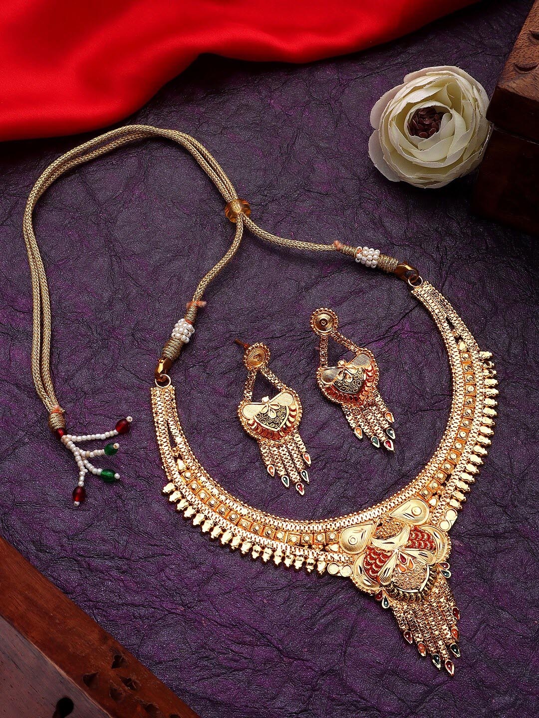 

AARSHVI Gold-Plated Jewellery Set