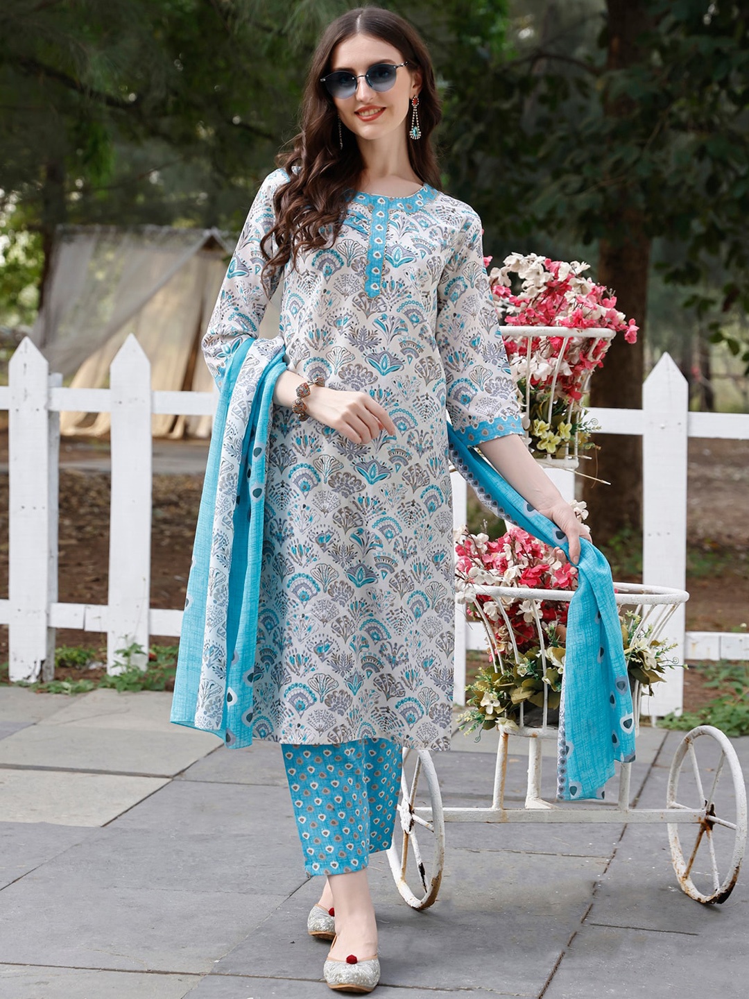 

KALINI Floral Printed Kurta with Trousers & Dupatta, Blue