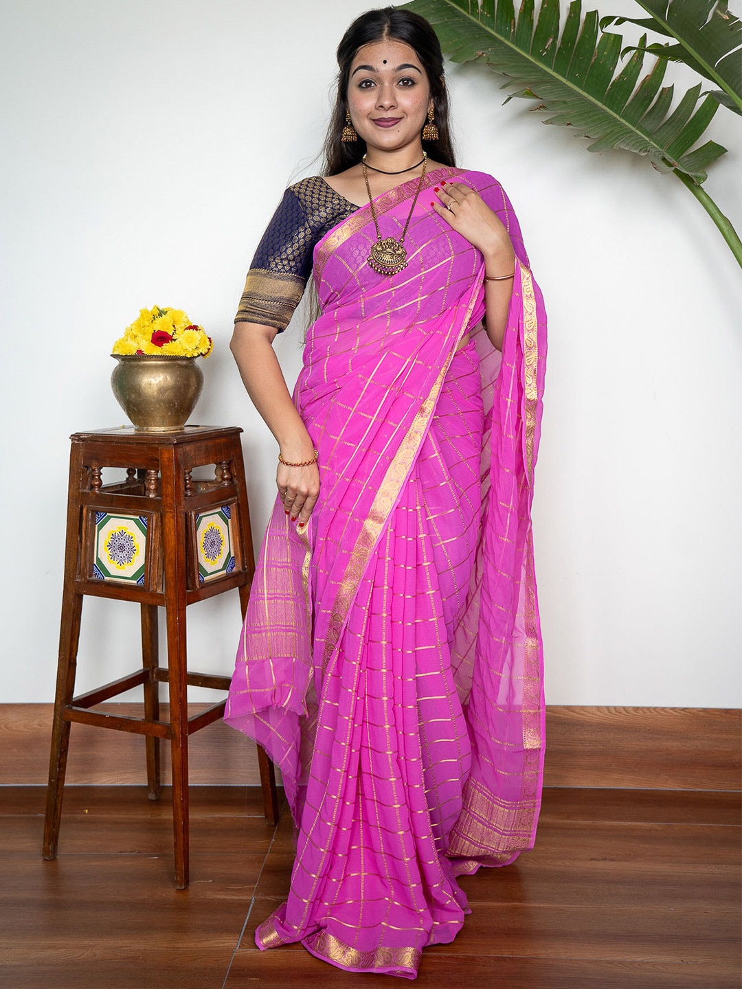 

Nerige Story Checked Zari Saree, Pink