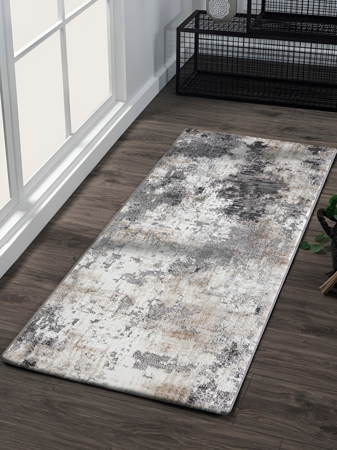 

OBSESSIONS Grey & Off White Abstract-Printed Anti-Static Floor Runner