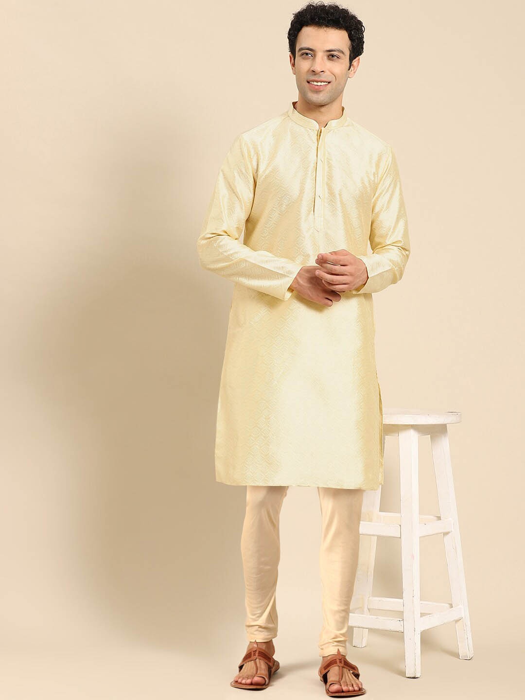 Anouk Mandarin Collar Ethnic Motifs Embroidered Kurta, Yellow