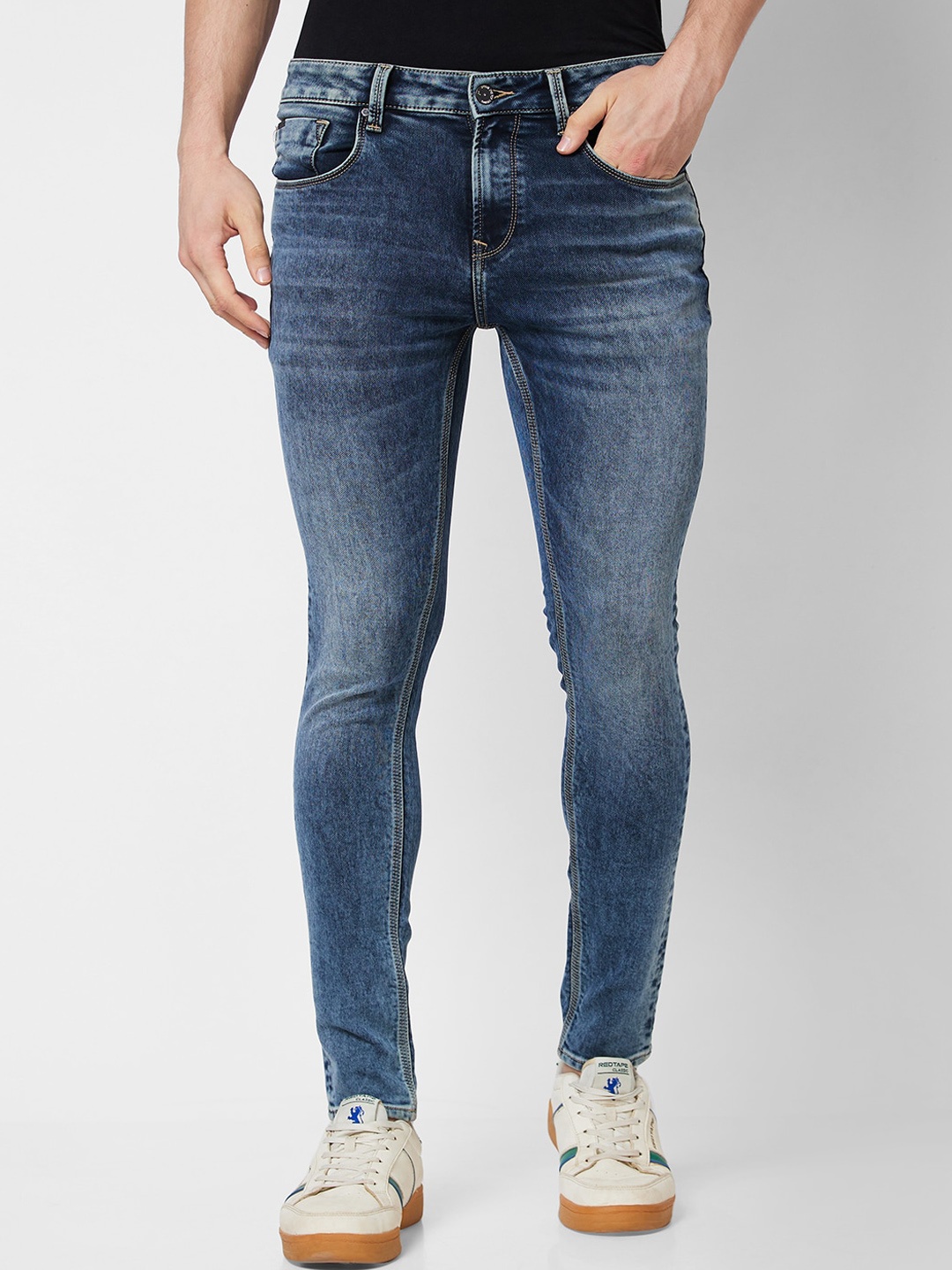 

SPYKAR Men Slim Fit Low-Rise Heavy Fade Clean Look Jeans, Grey