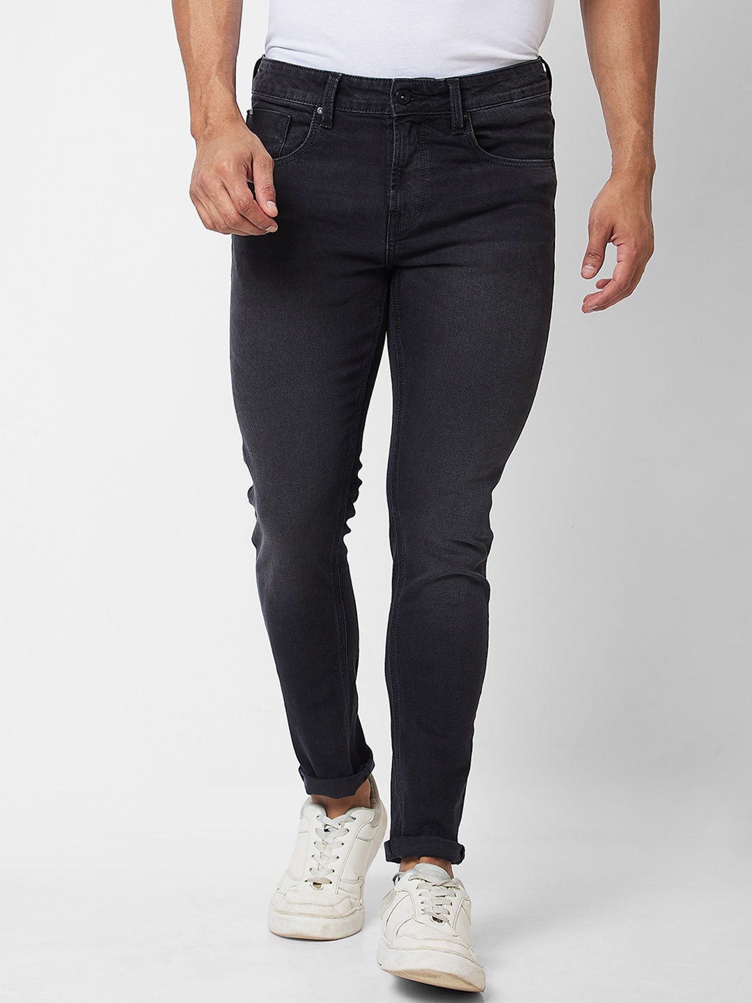 

SPYKAR Men Slim Fit Low-Rise Clean Look Stretchable Jeans, Black
