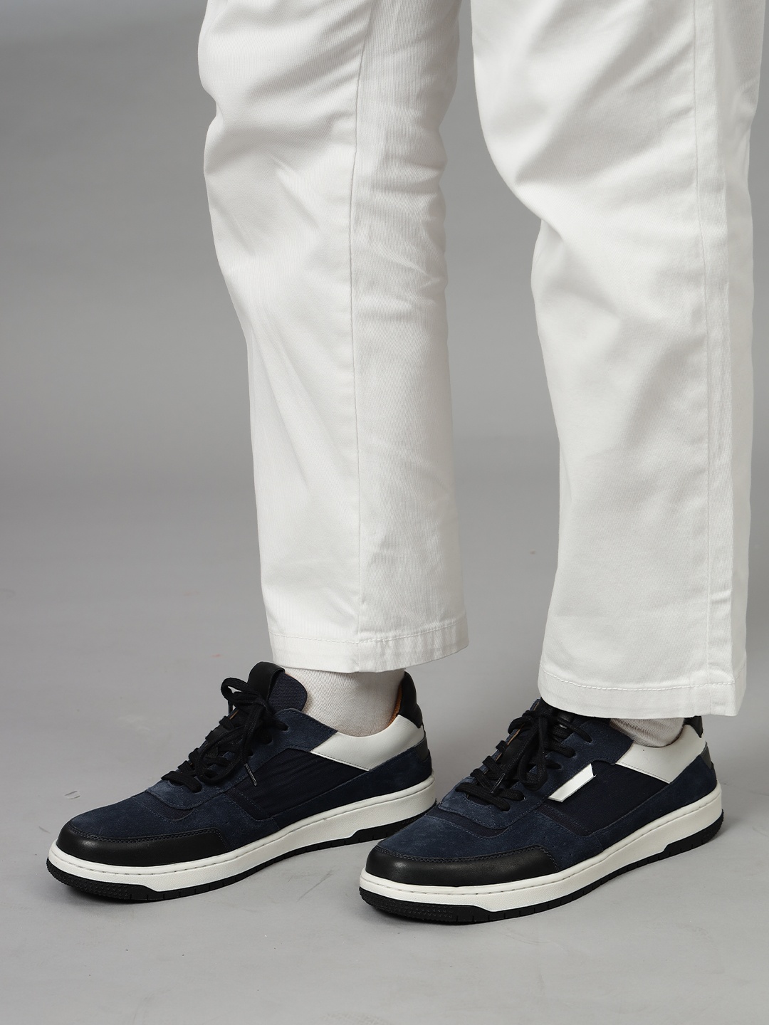 

Overdrive Men Lightweight Sneakers, Navy blue