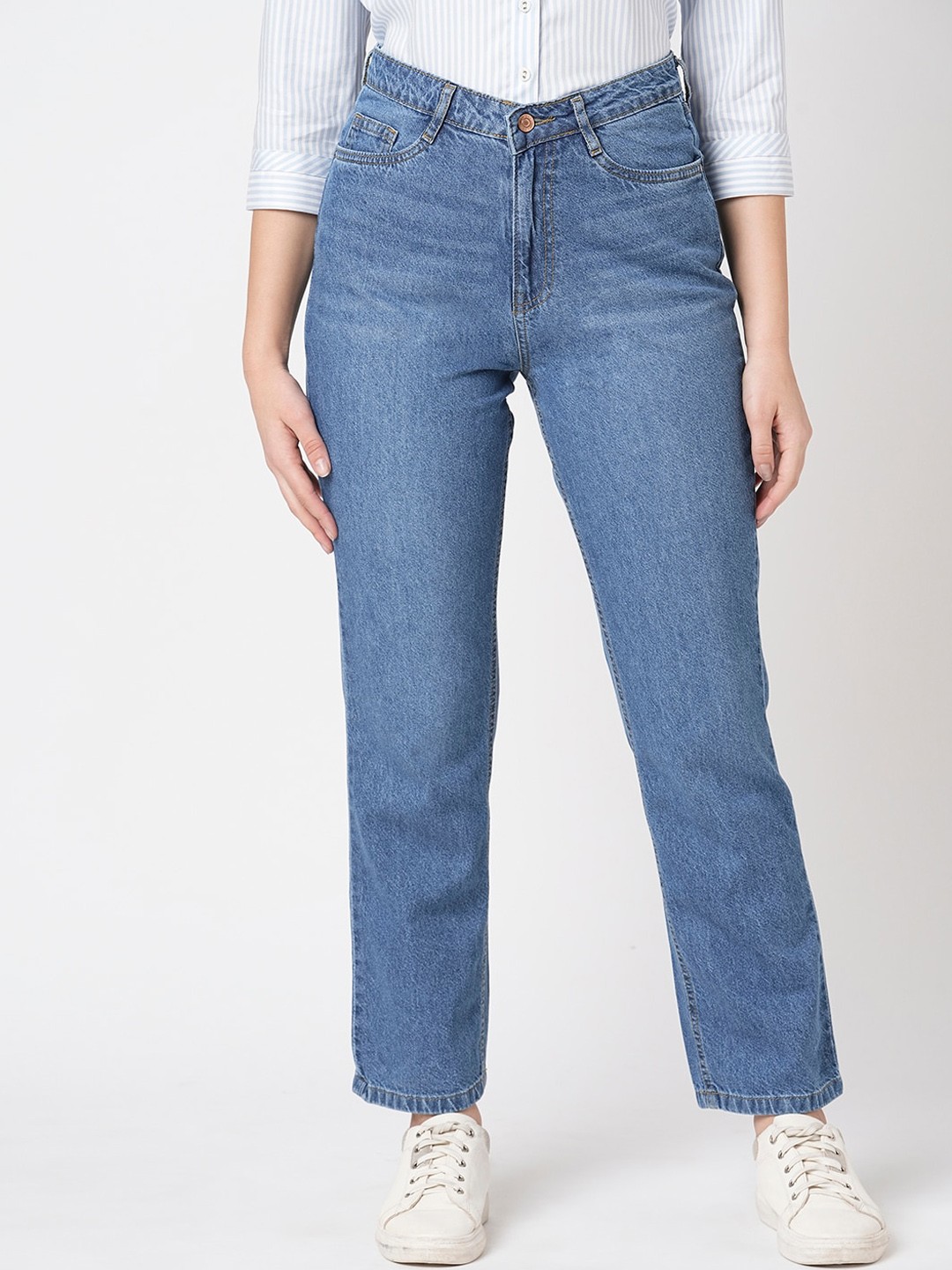 

Kraus Jeans Women Straight Fit High-Rise Light Fade Jeans, Blue
