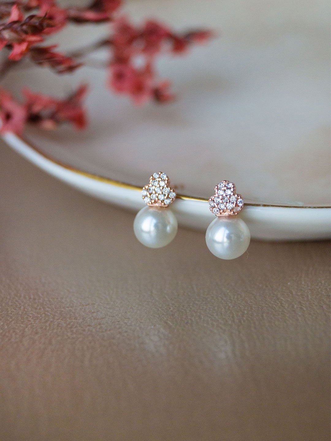 

MANNASH Rose Gold Plated Classic Pearl Studs
