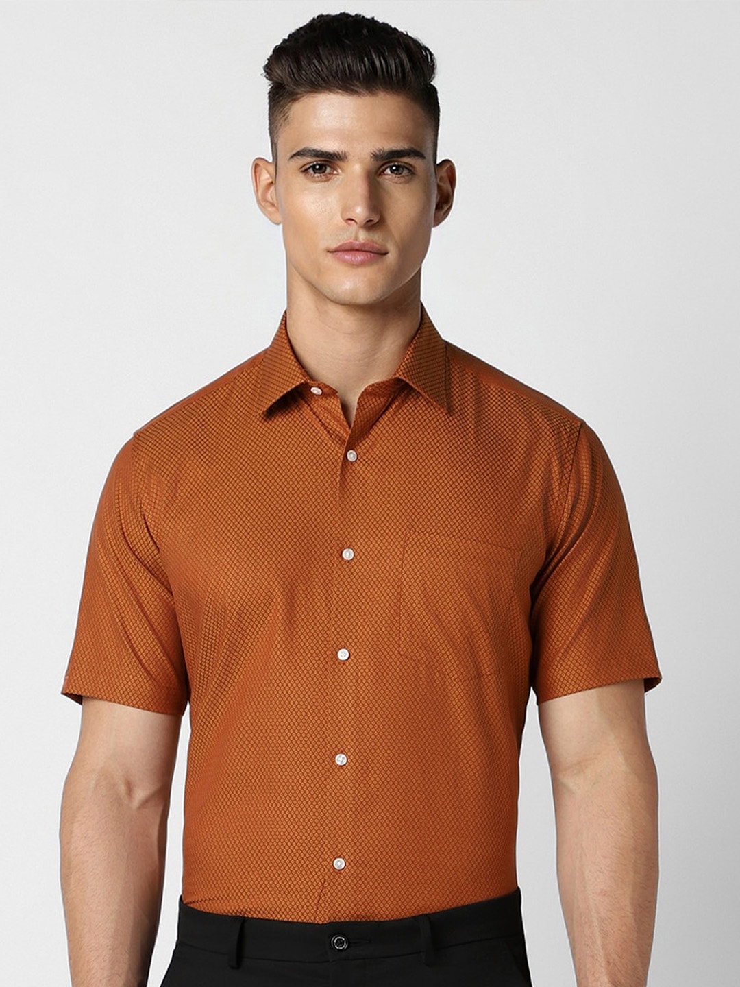 

Van Heusen Spread Collar Slim Fit Opaque Cotton Formal Shirt, Orange
