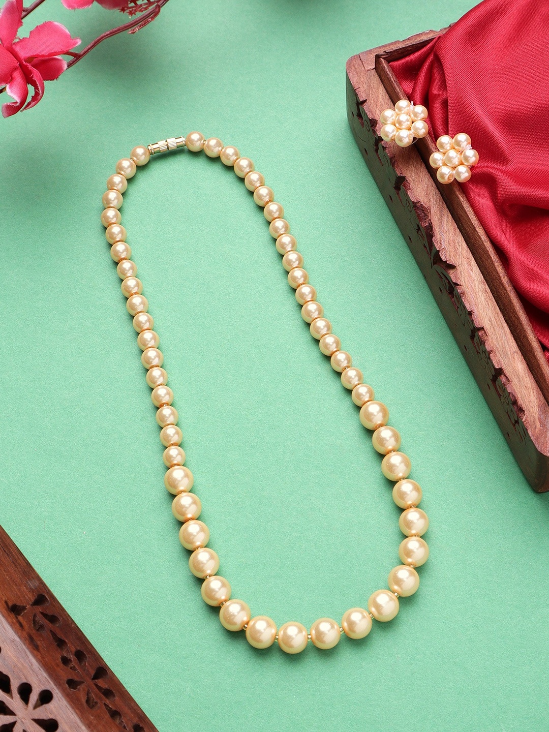

Mali Fionna Gold-Plated Pearls Stone-Studded Jewellery Set