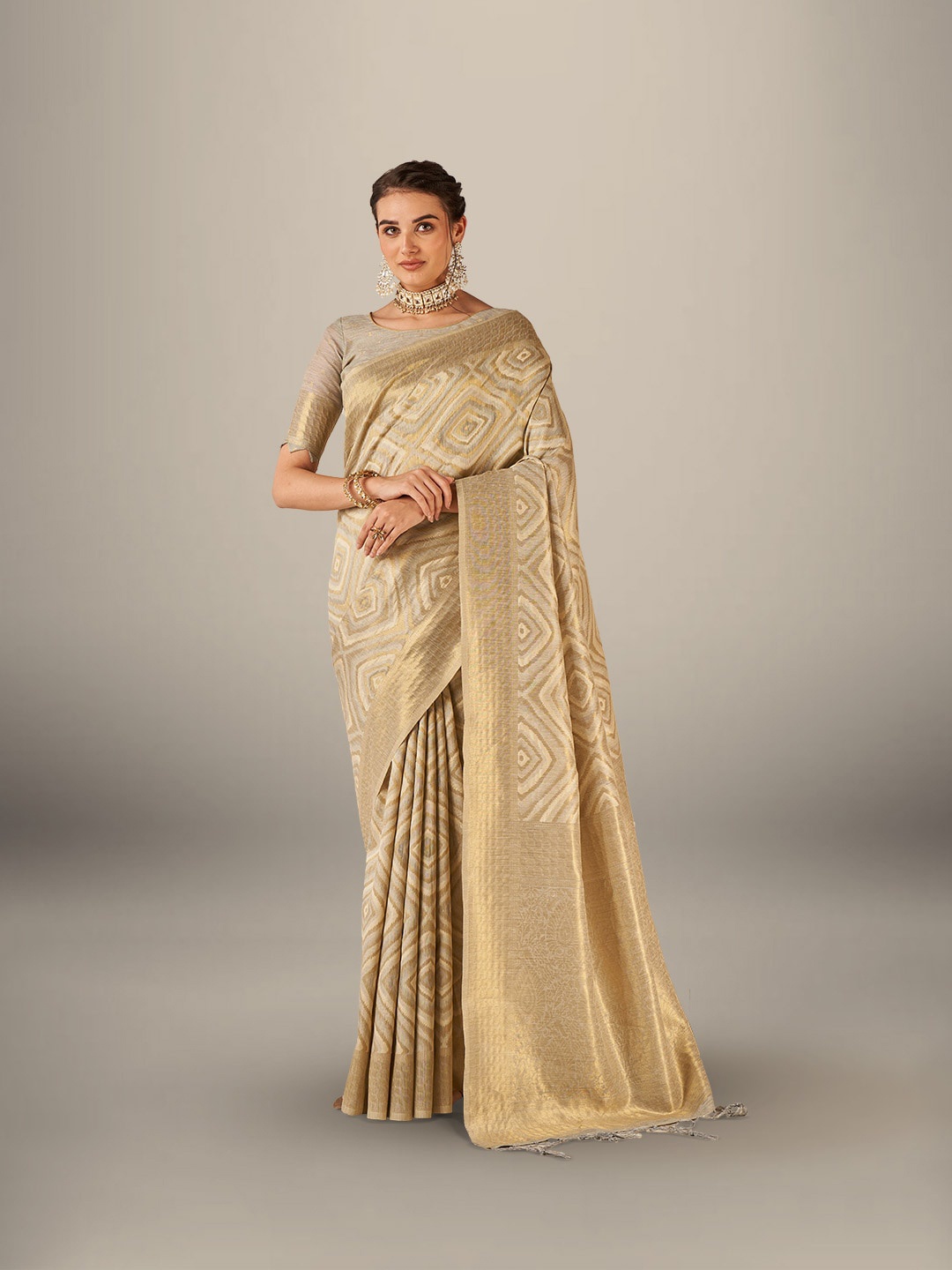 

Aura Geometric Woven Design Zari Pure Cotton Saree, Beige