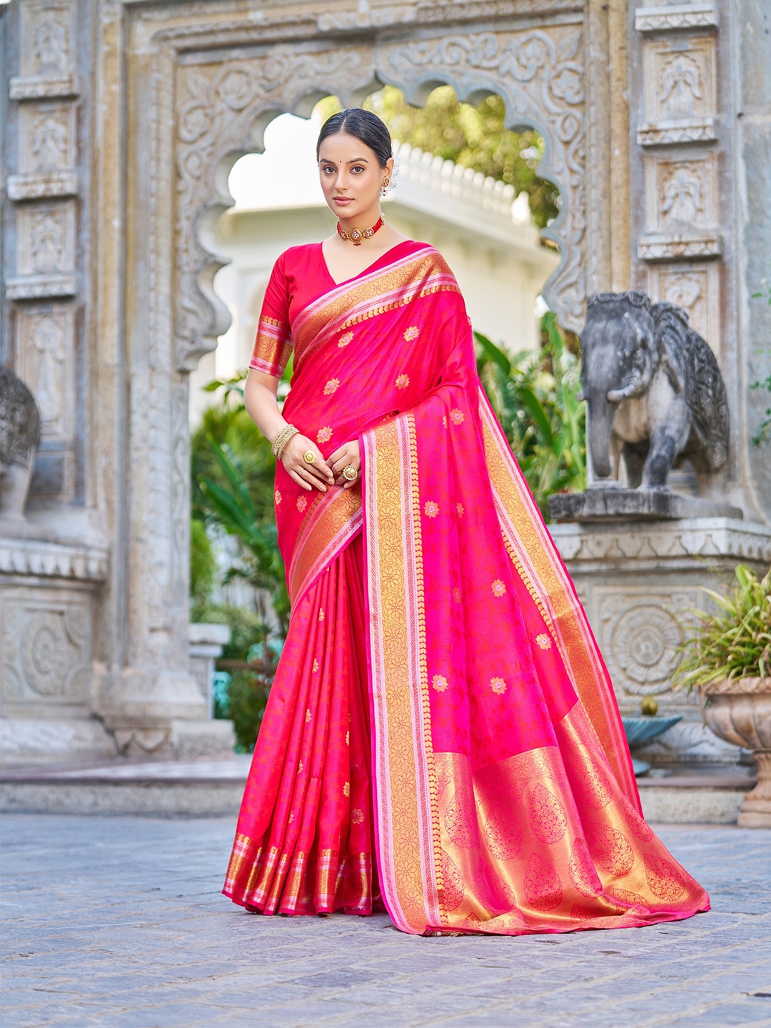 

koram design Woven Design Zari Banarasi Saree, Pink