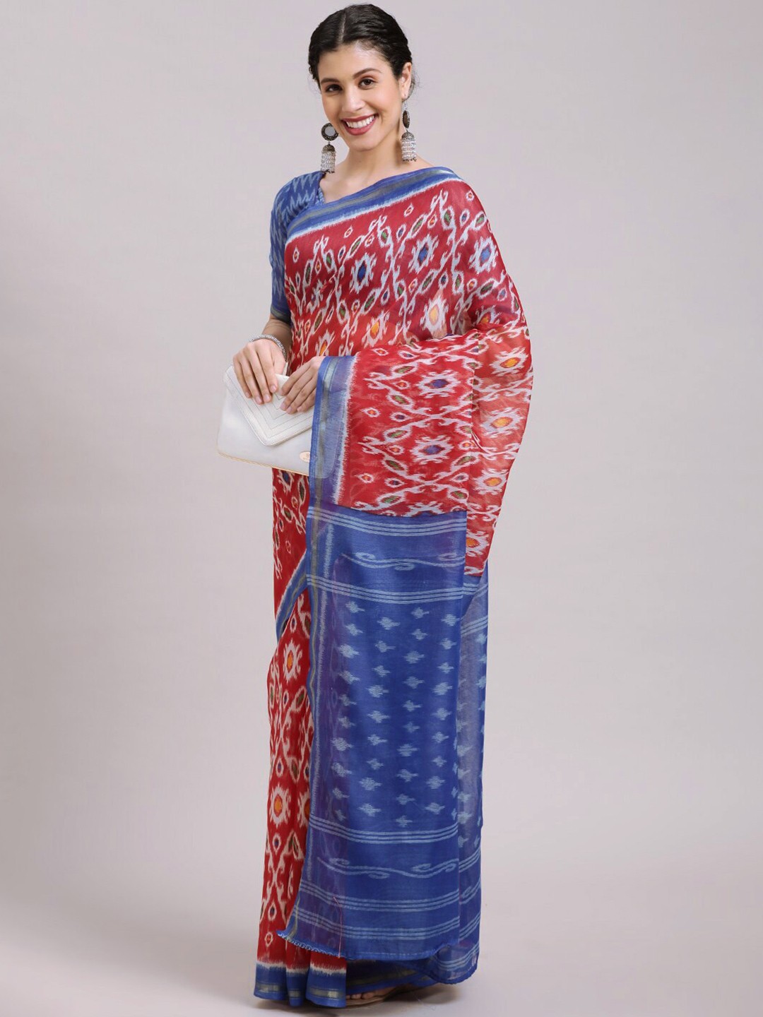 

Shaily Ethnic Motifs Printed Cotton Zari Saree, Red