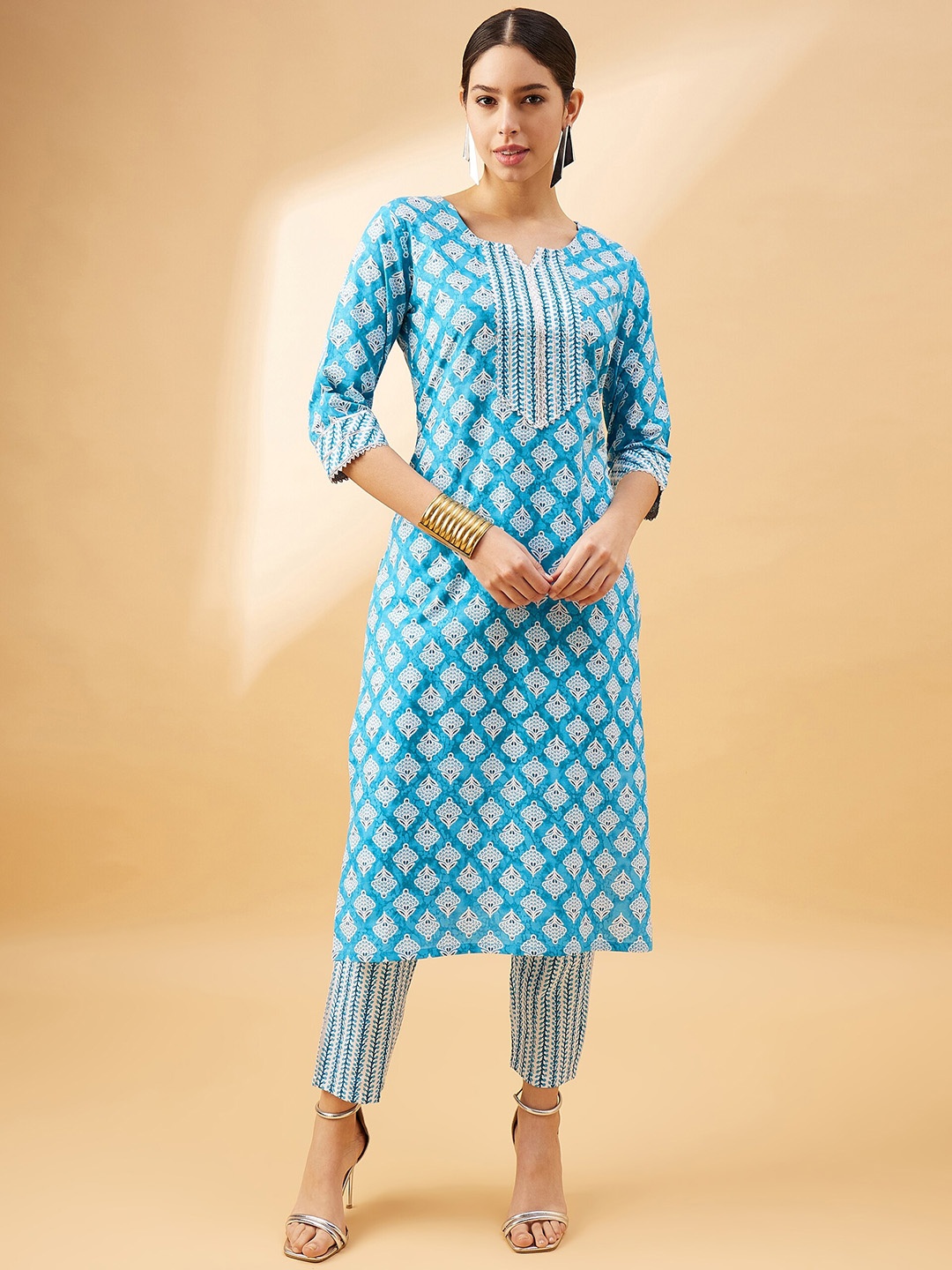 

all about you Floral Printed Regular Notch Neck Gotta Patti Kurta with Trousers, Blue