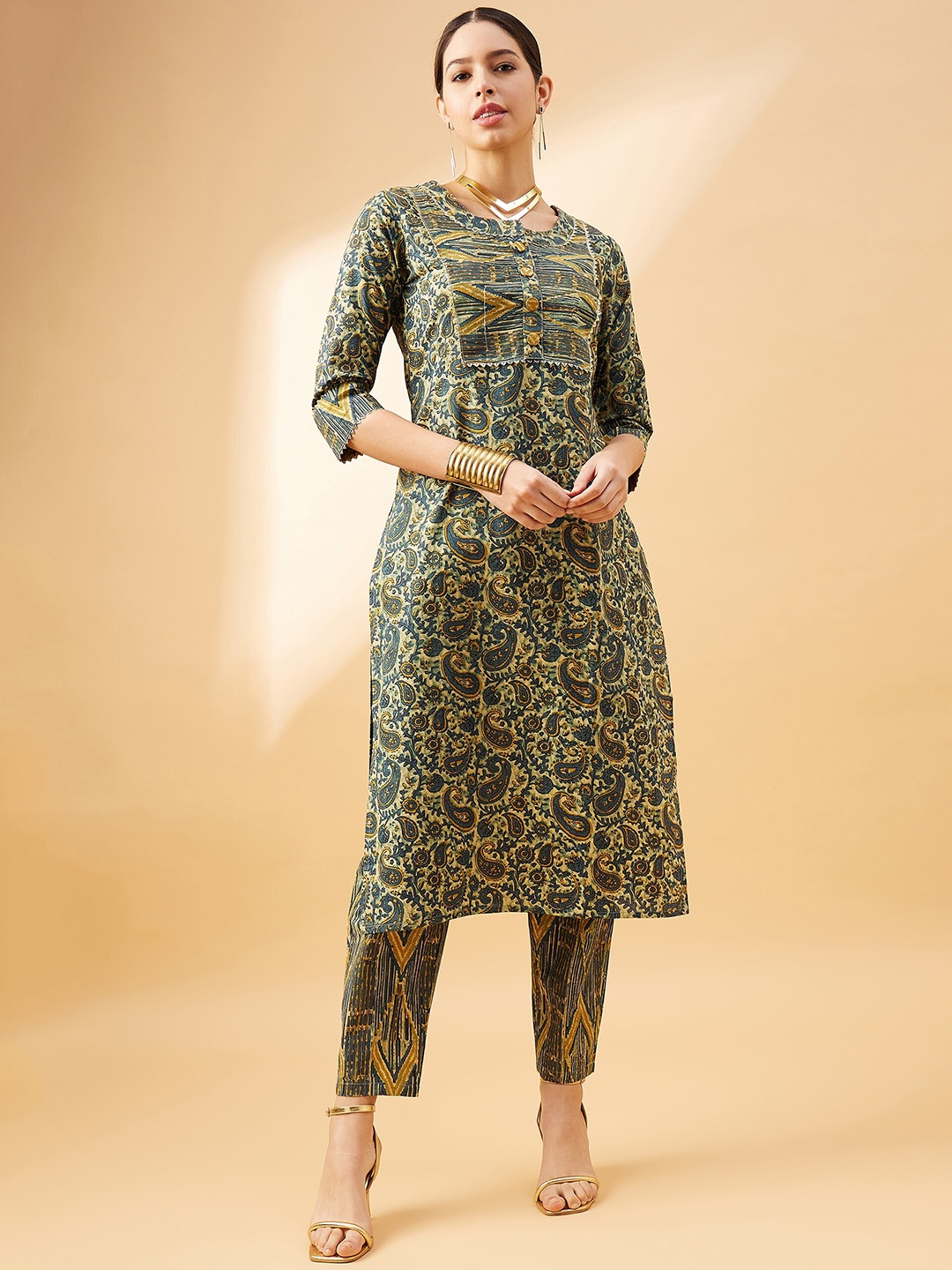 

all about you Ethnic Motifs Printed Regular Round Neck Kurta With Trousers, Green