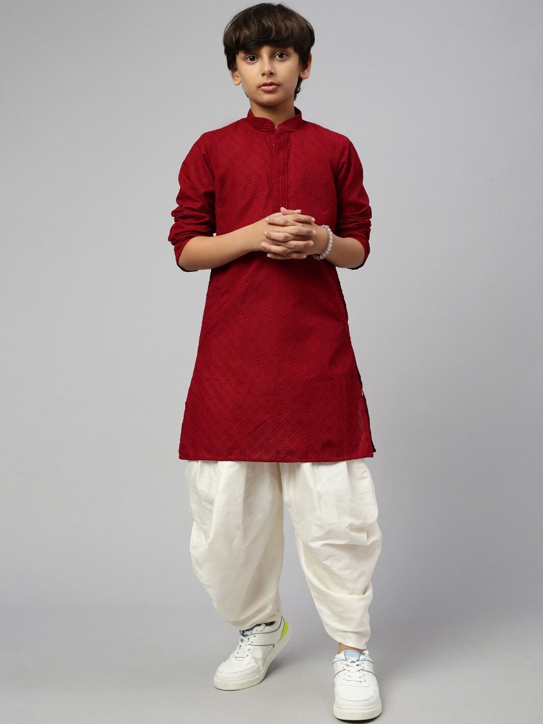 

Sangria Boys Mandarin Collar Long Sleeves Cotton Kurta Sets, Maroon