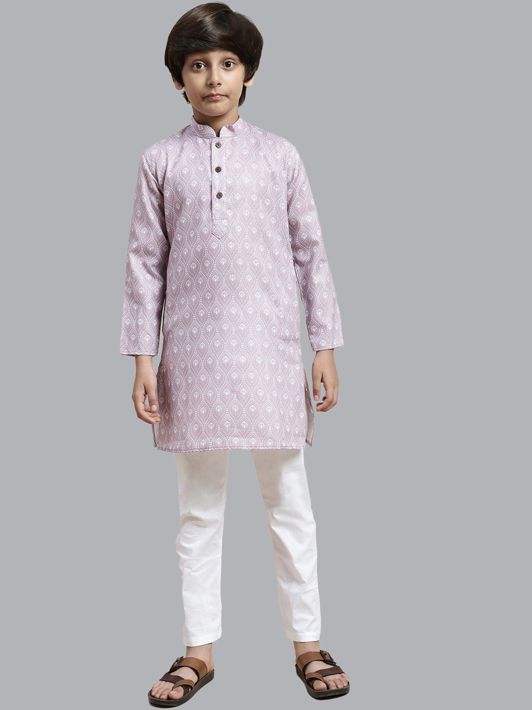 

Sangria Boys Floral Printed Straight Kurta And Pyjama, Purple