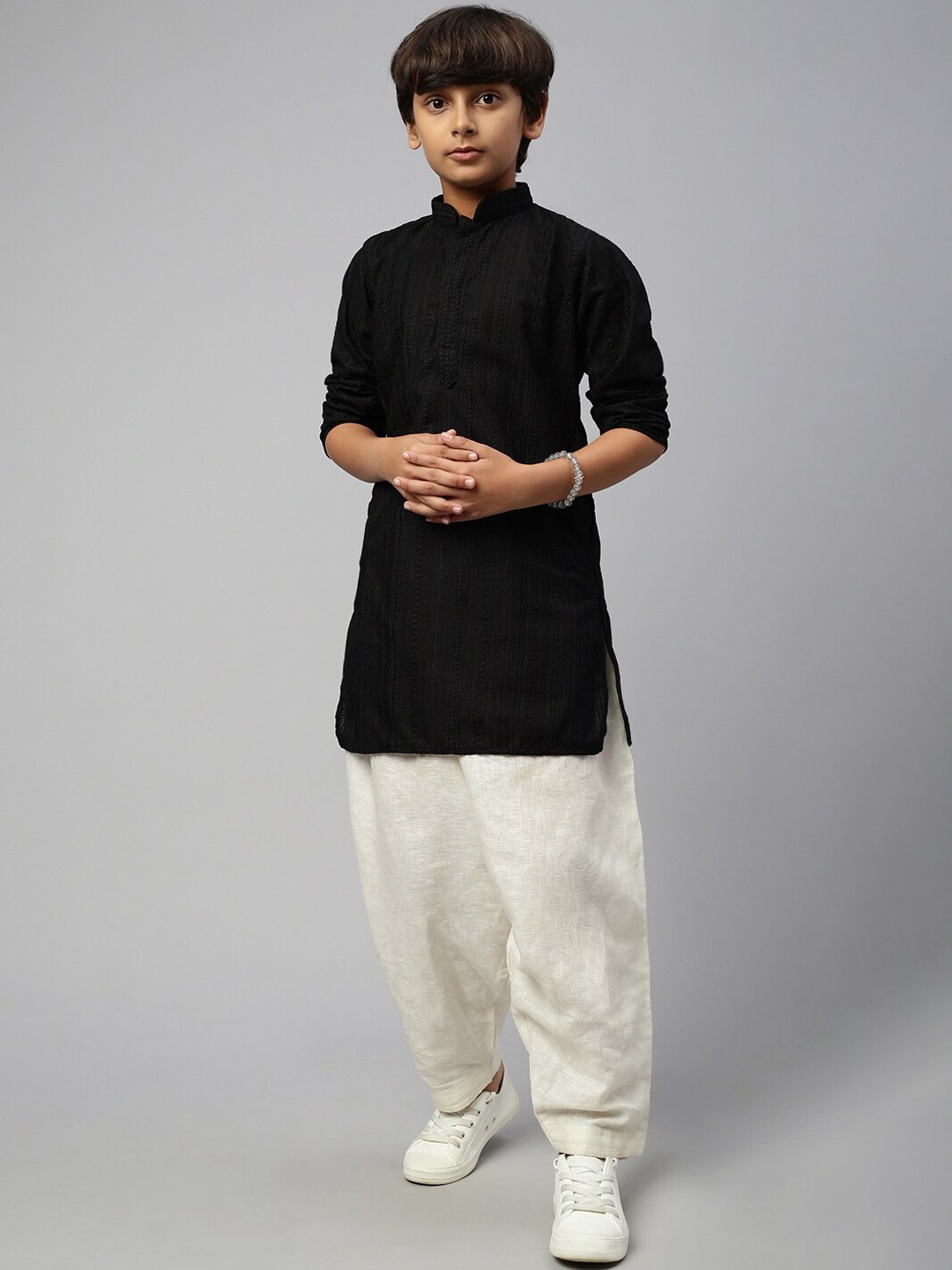 

Sangria Boys Chikankari Straight Kurta With Dhoti Pant, Black