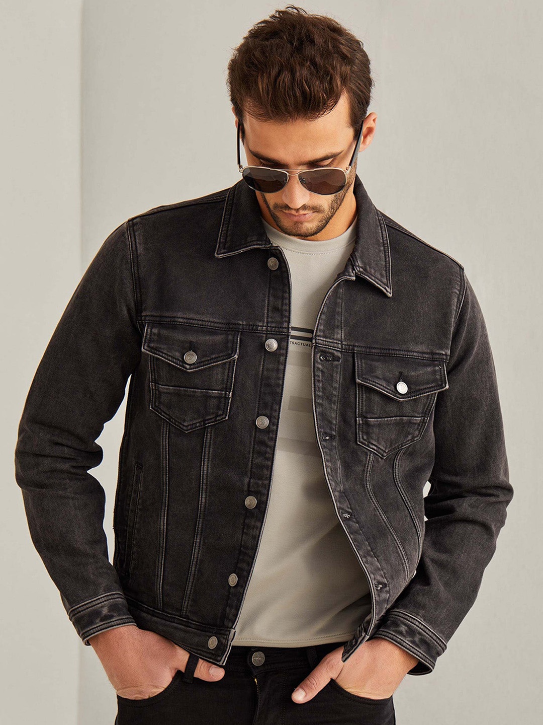 

DAGERRFLY Spread Collar Washed Crop Cotton Denim Jacket, Black