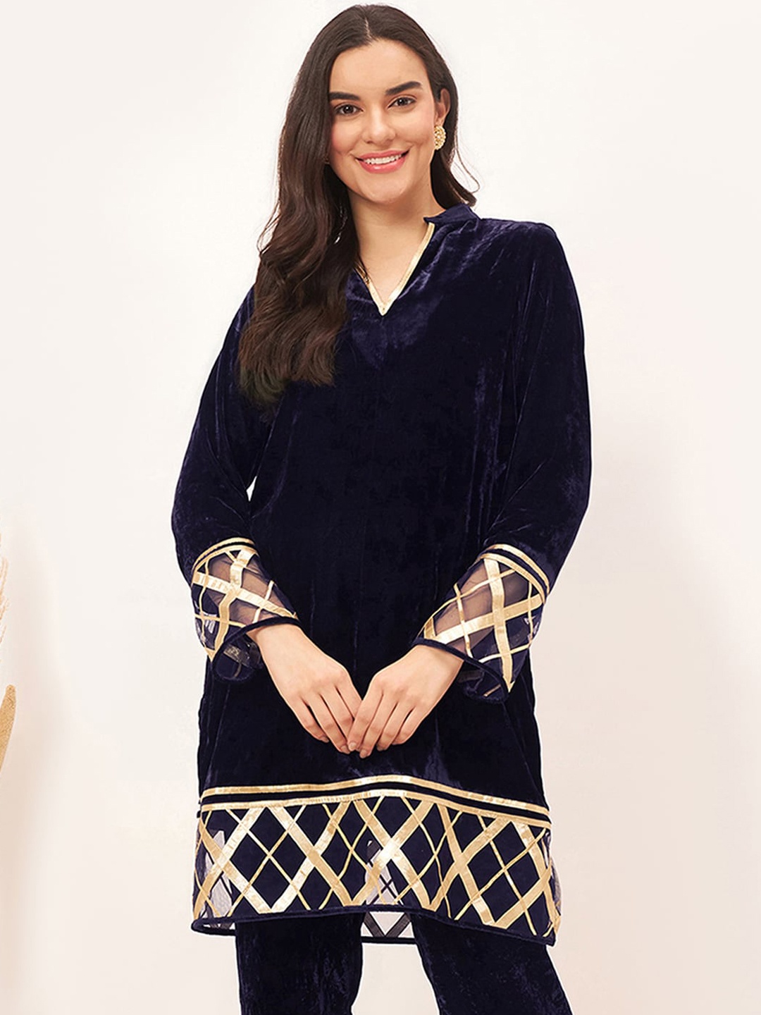 

First Resort by Ramola Bachchan Woven Design Straight Layered A-Line Kurta, Blue