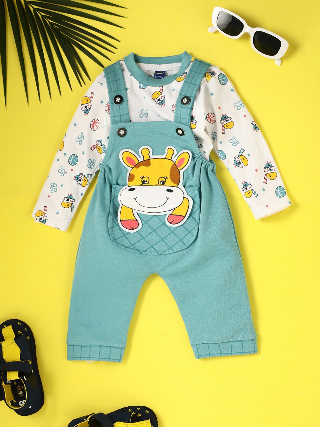 

V-Mart Infants Graphic Printed Pure Cotton Dungarees With T-Shirt, Green