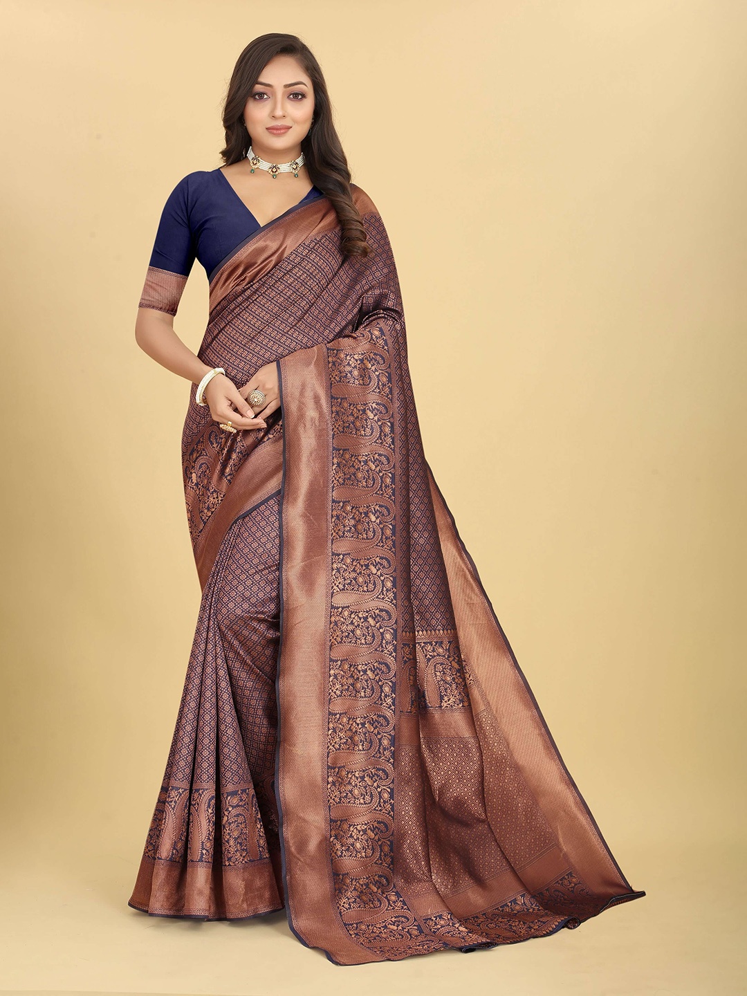 

VenderVilla Ethnic Motifs Woven Design Zari Saree, Brown