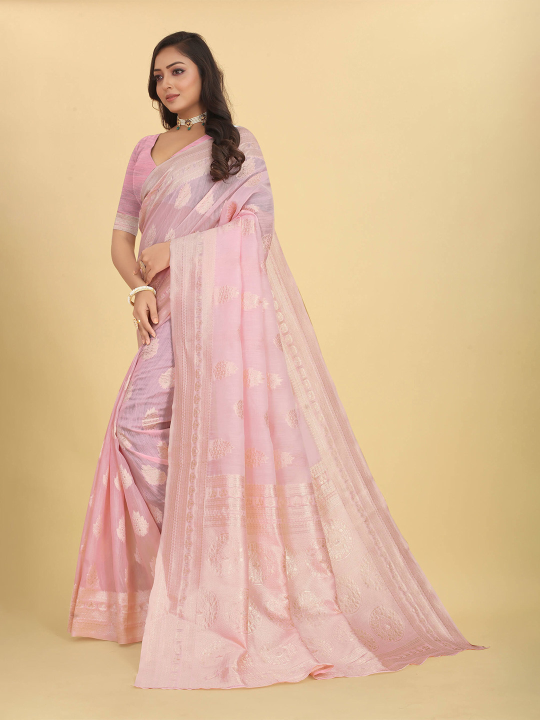 

VenderVilla Ethnic Motifs Woven Design Zari Saree, Pink