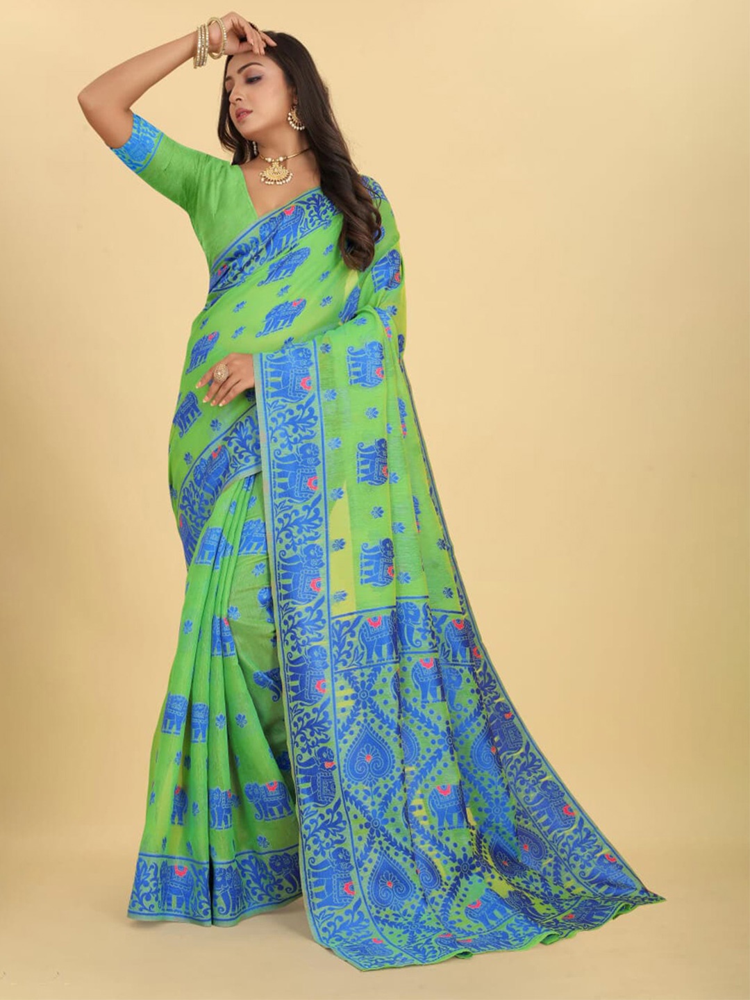 

VenderVilla Woven Design Saree, Green