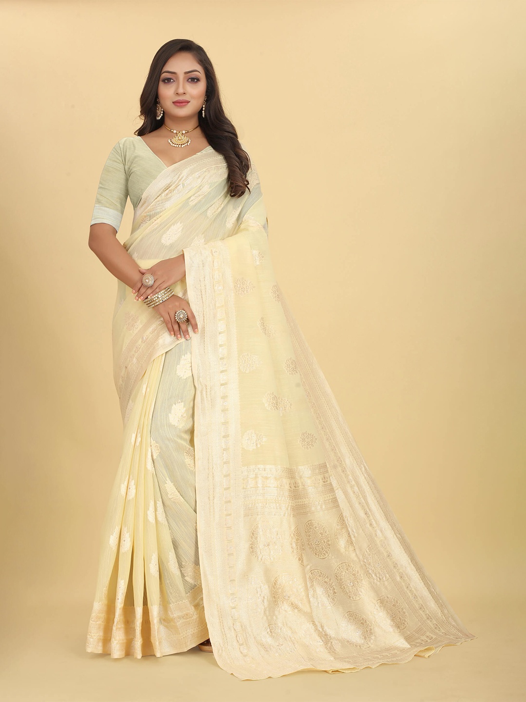 

VenderVilla Ethnic Motifs Woven Design Zari Saree, Yellow