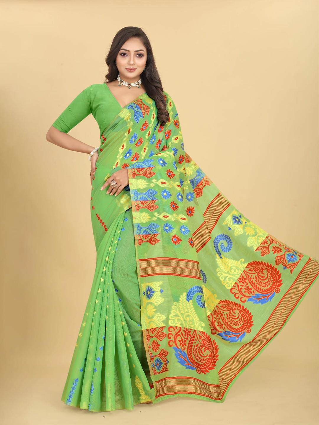 

VenderVilla Ethnic Motifs Woven Design Saree, Green