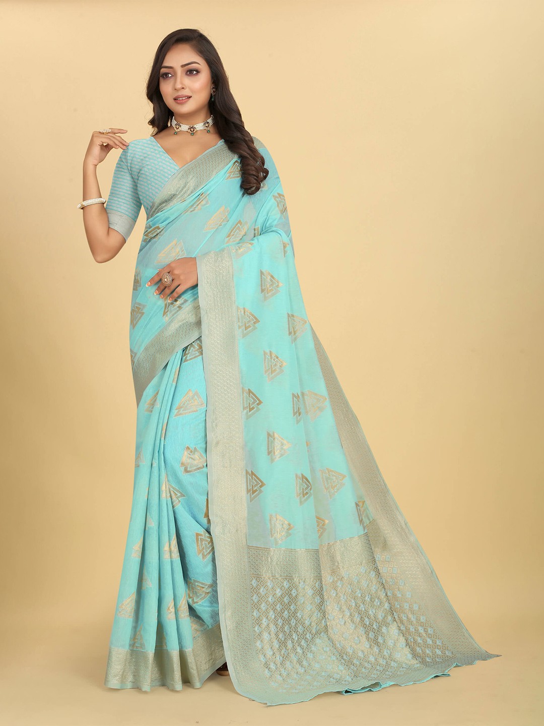 

VenderVilla Woven Design Ethnic Motifs Zari Saree, Blue