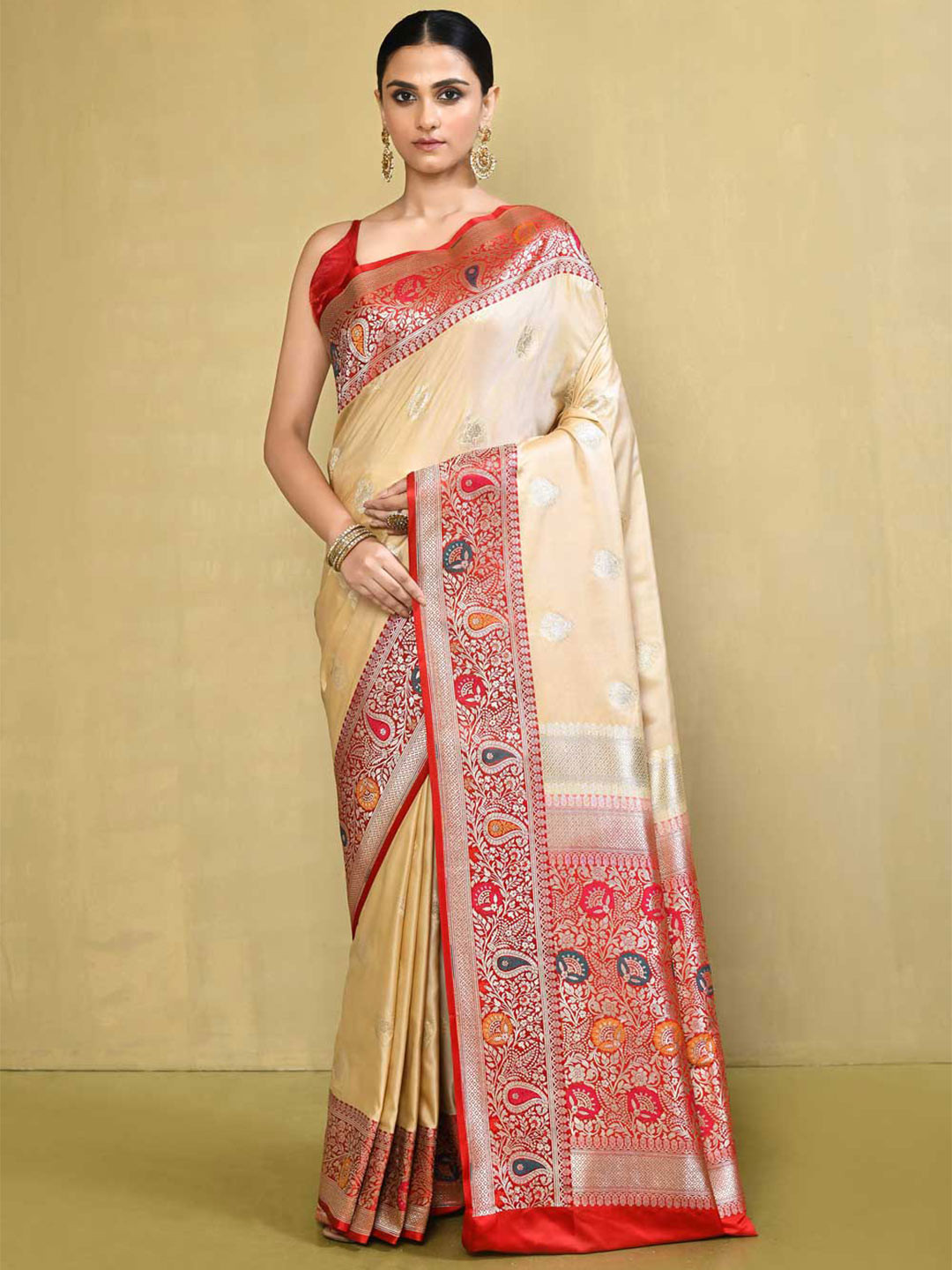 

Rasm by Muskaan Woven Design Zari Banarasi Saree, Cream