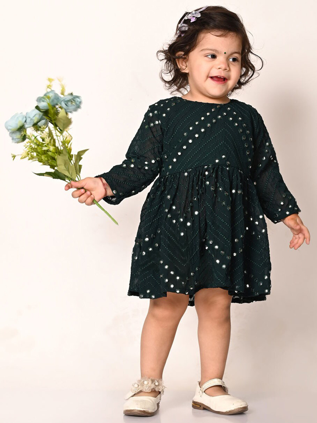 

VASTRAMAY Girls Embroidered Mirror Work Details Flared Ethnic Dress, Green