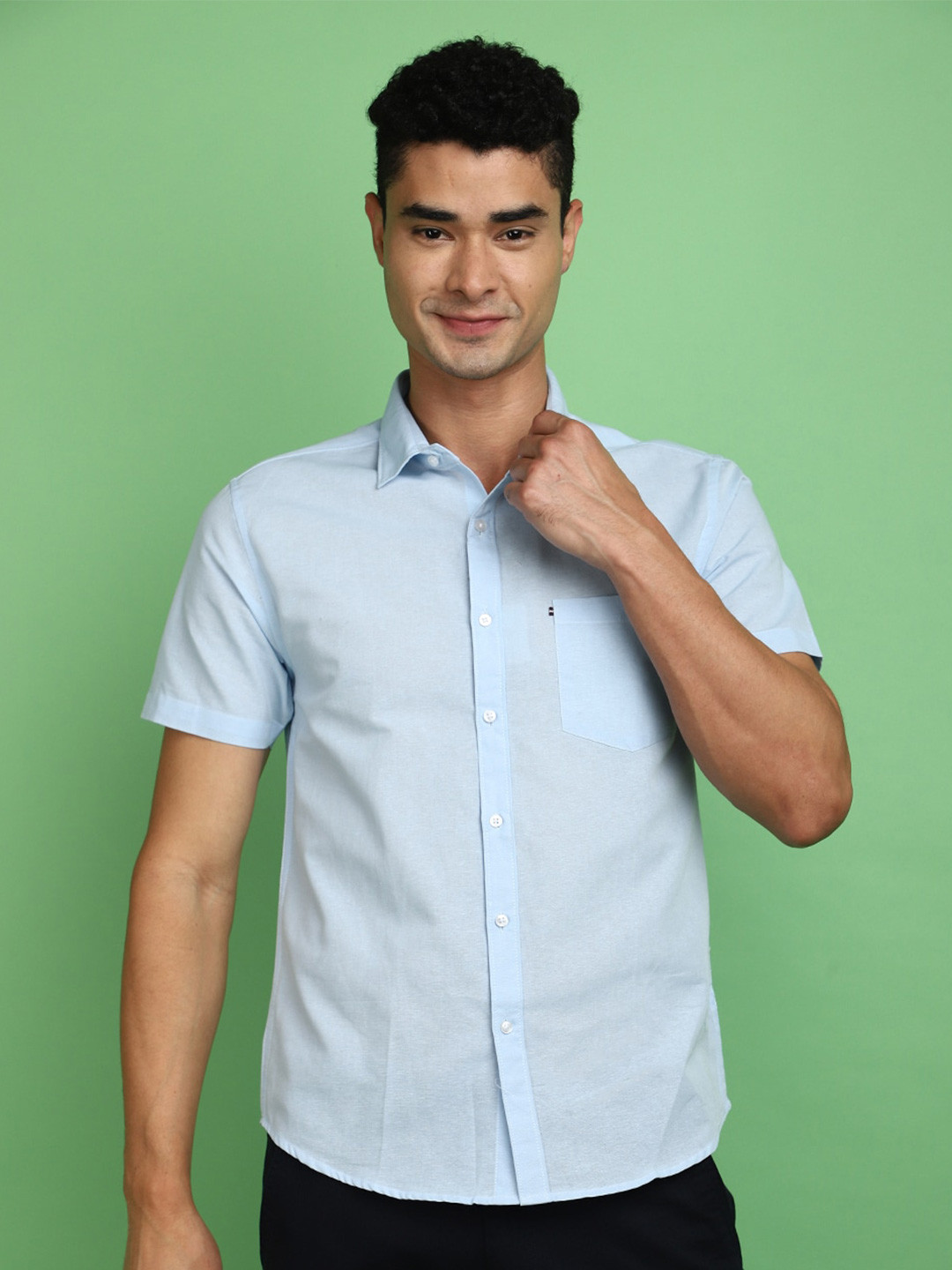 

V-Mart Slim Fit Opaque Cotton Casual Shirt, Blue
