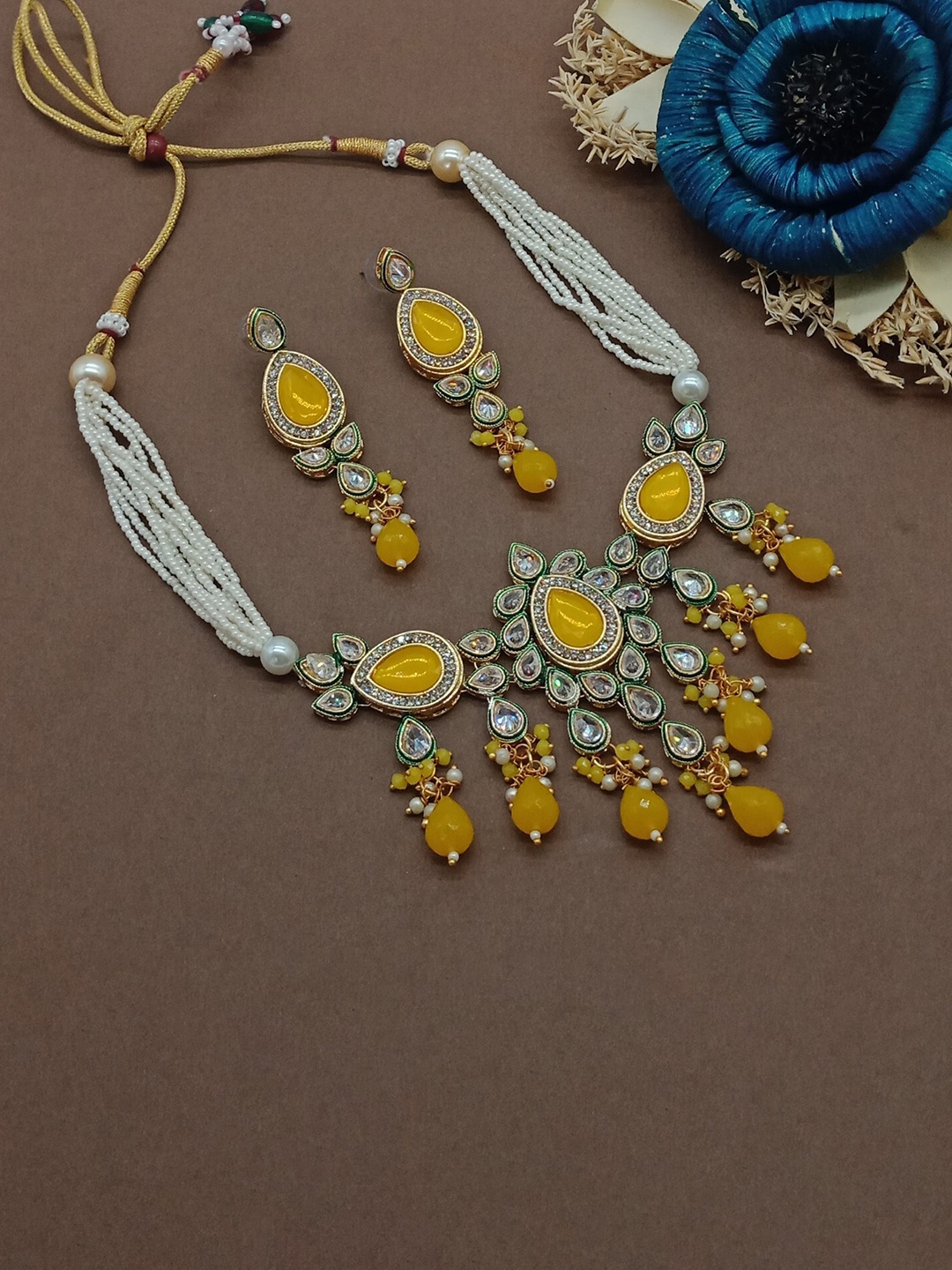 

AASHISH IMITATION Gold-Plated American Diamond-Studded & Beaded Jewellery Set
