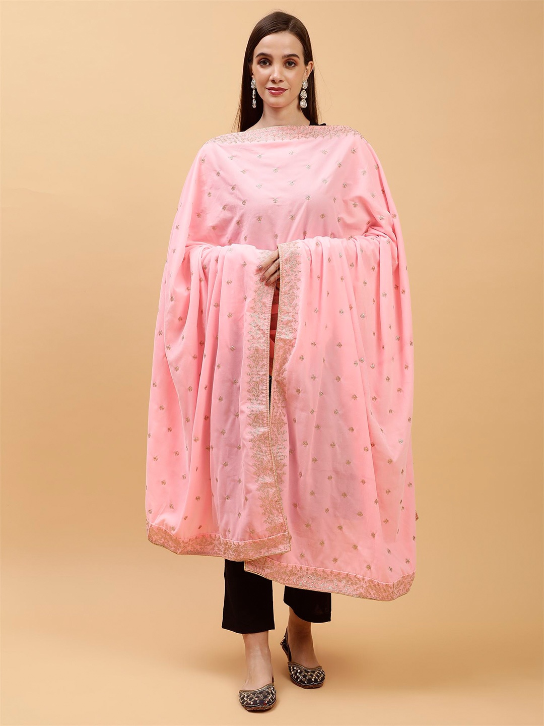 

Moda Chales Ethnic Motifs Embroidered Velvet Dupatta with Sequinned, Pink