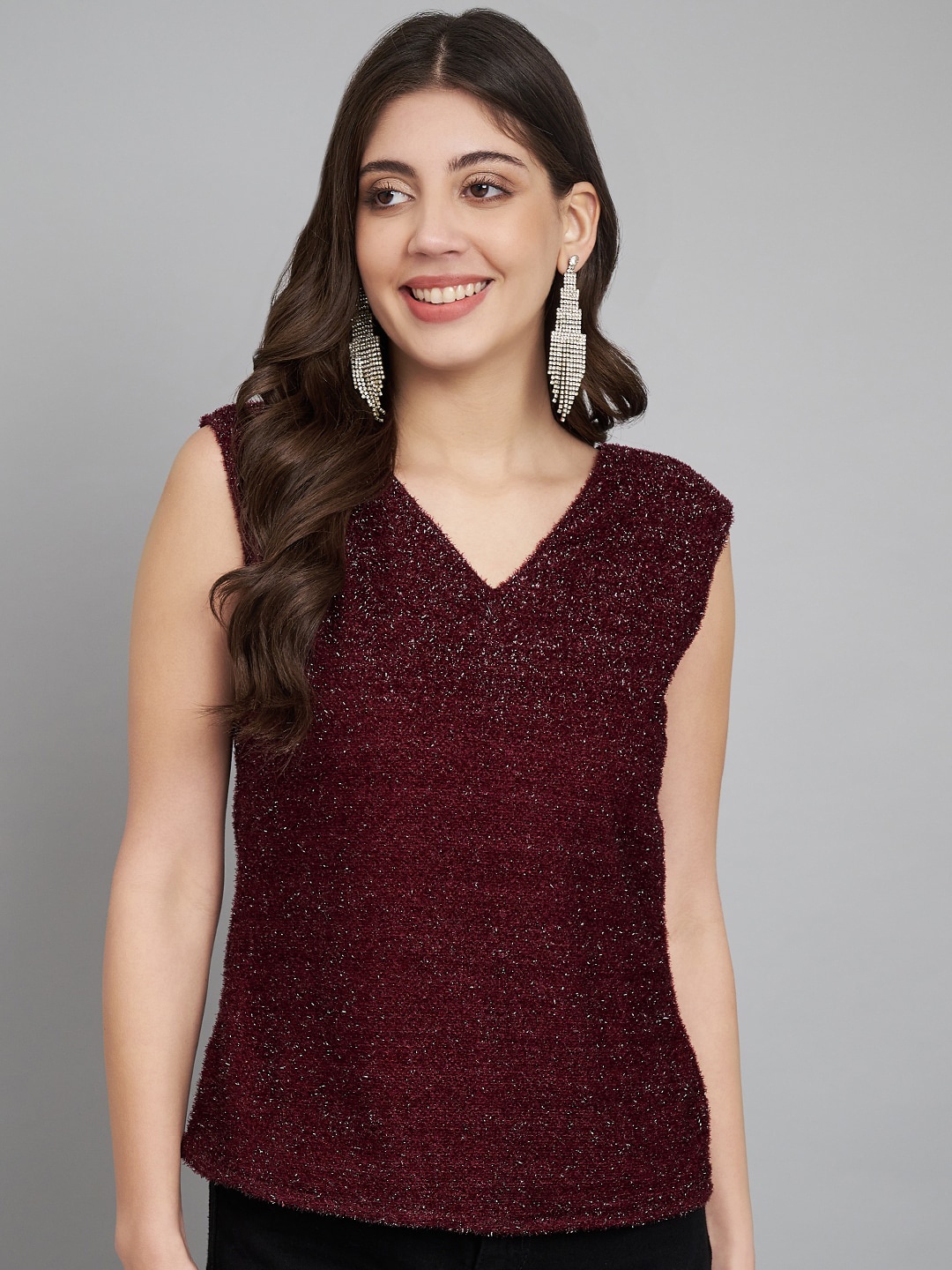 

Modestouze Attires Embellished V-Neck Sleeveless, Maroon