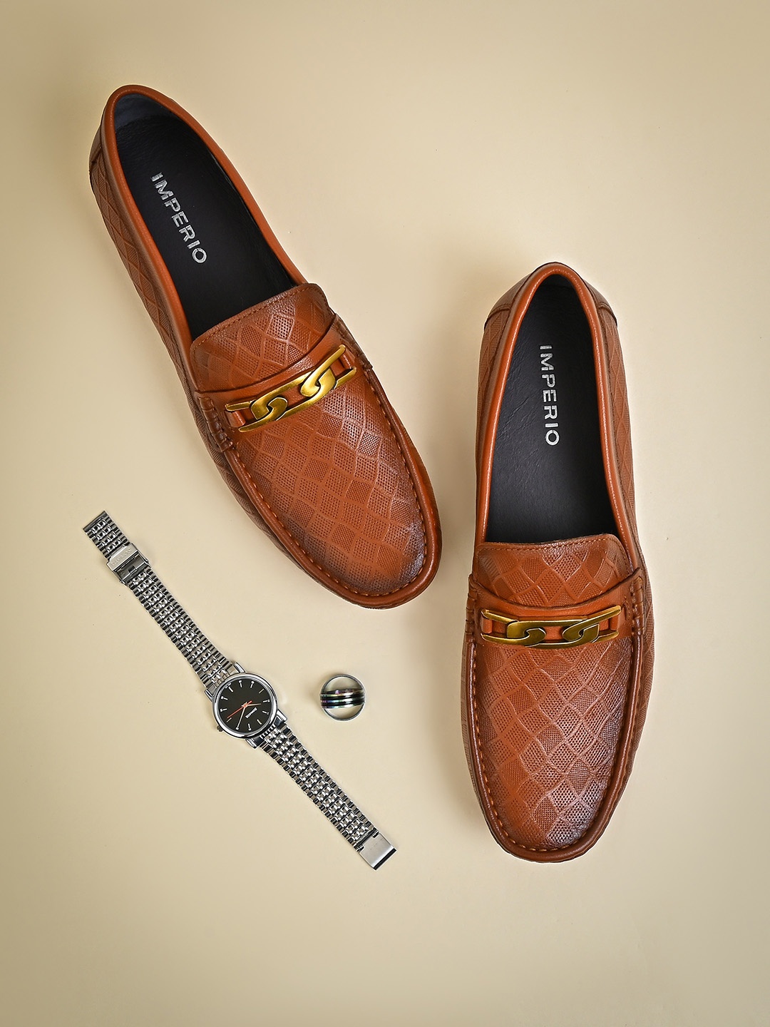 

Regal Men Textured Lightweight Leather Loafers, Tan