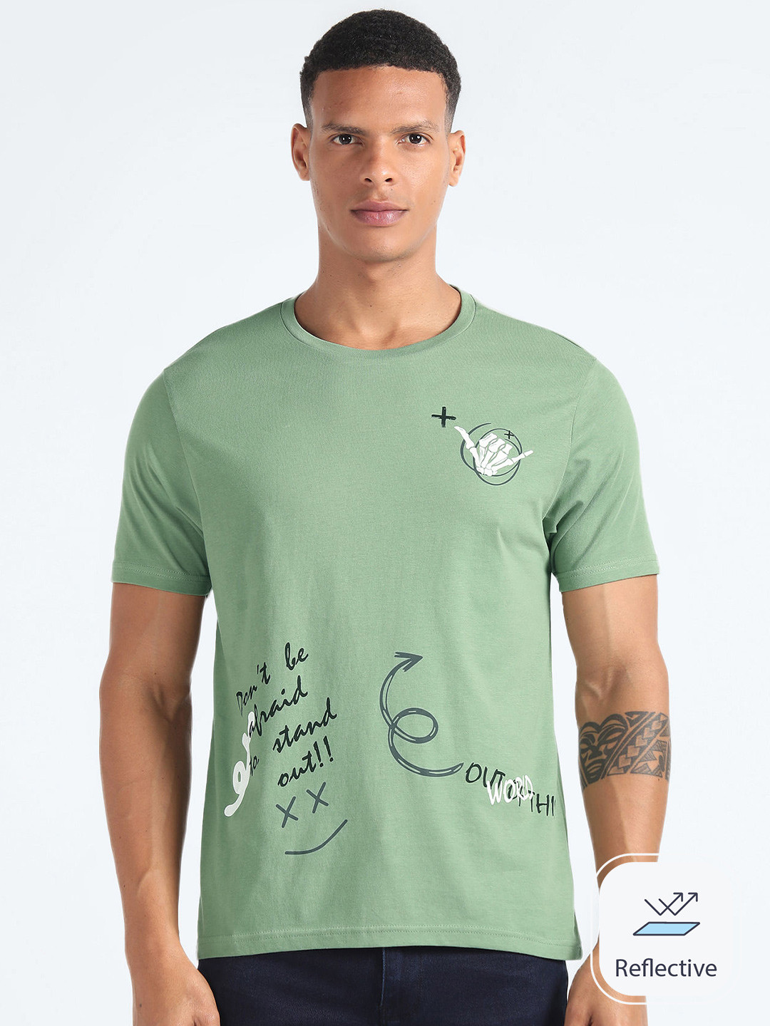 

Flying Machine Typography Printed Pure Cotton Reflective Glow In The Dark T-shirt, Green