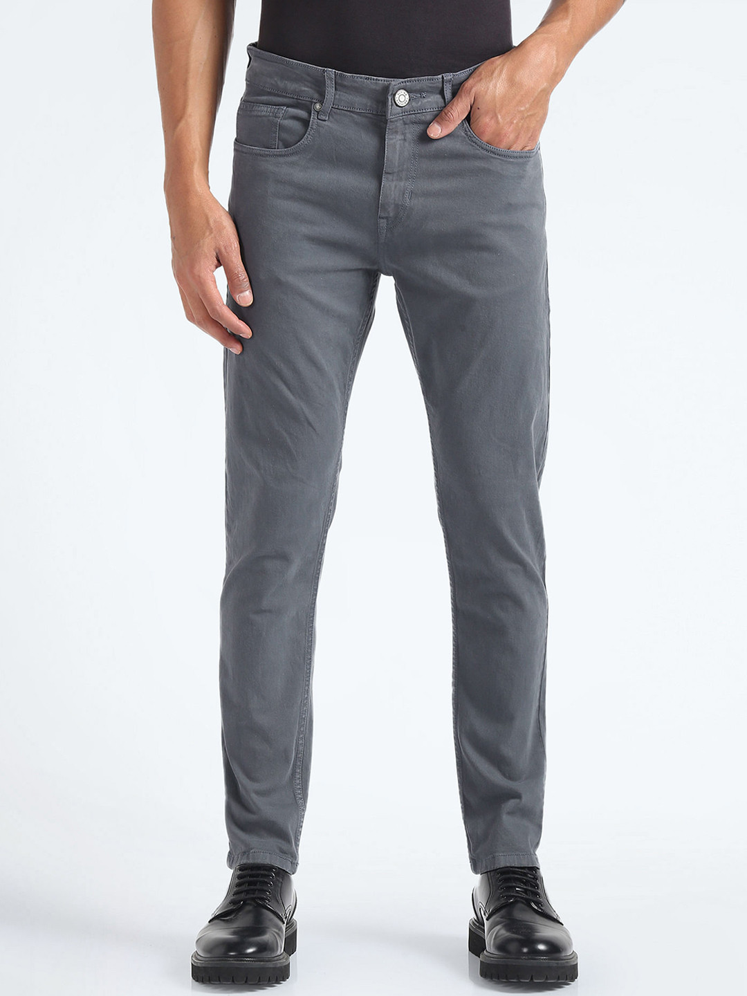 

Flying Machine Men Tapered Fit Clean Look Stretchable Jeans, Grey