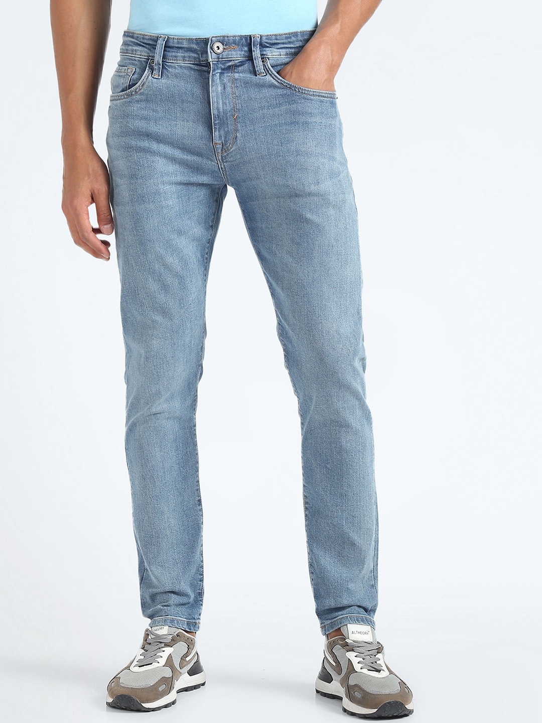 

Flying Machine Men Tapered Fit Heavy Fade Stretchable Jeans, Blue