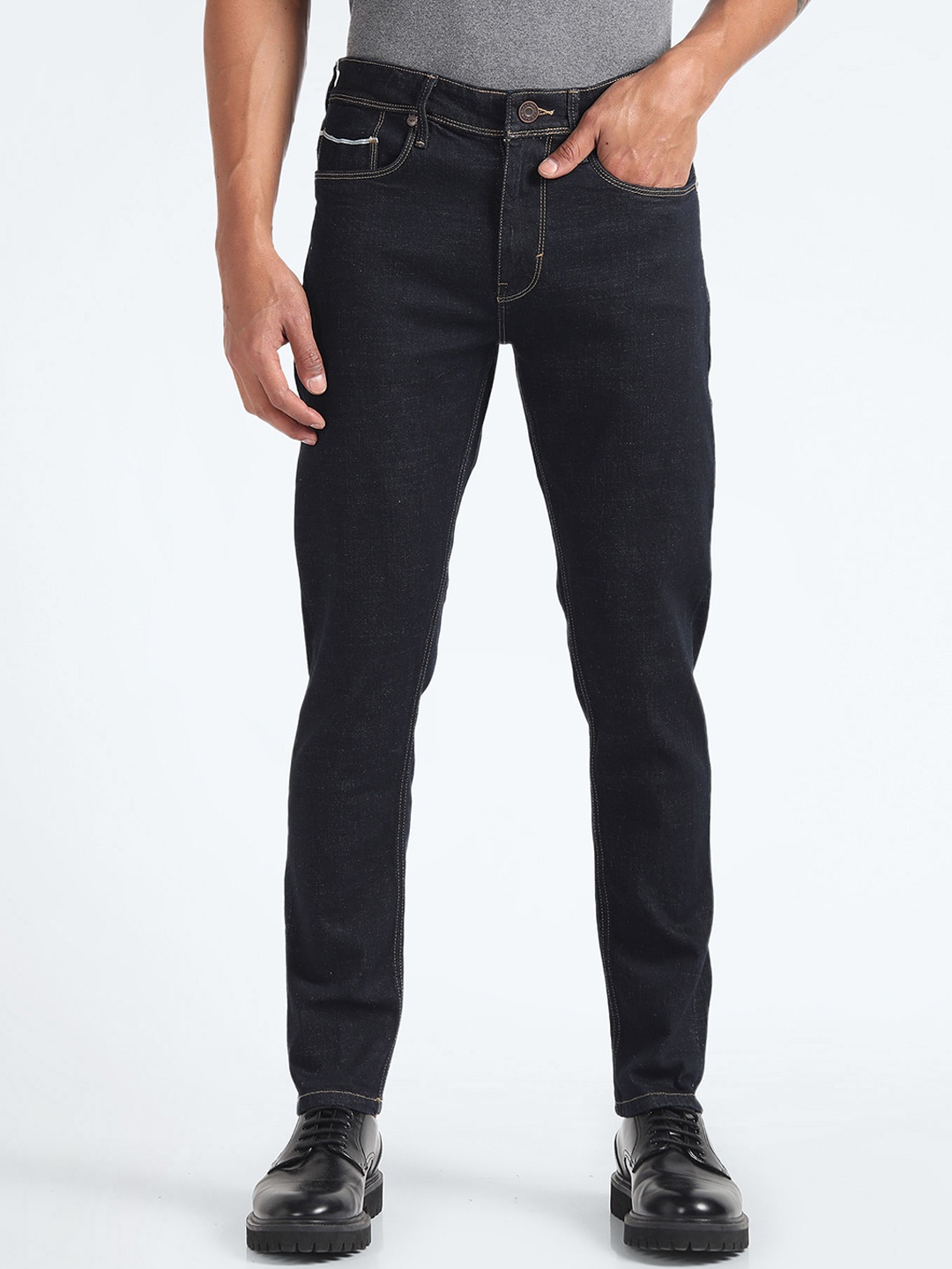 

Flying Machine Men Tapered Fit Stretchable Jeans, Blue
