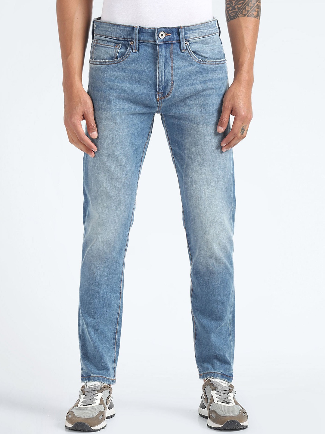 

Flying Machine Men Tapered Fit Light Fade Stretchable Jeans, Blue