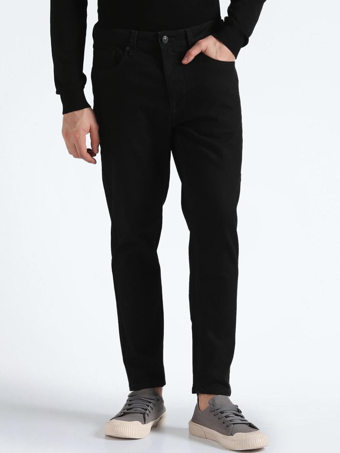 

Flying Machine Men Tapered Fit Clean Look Stretchable Jeans, Black